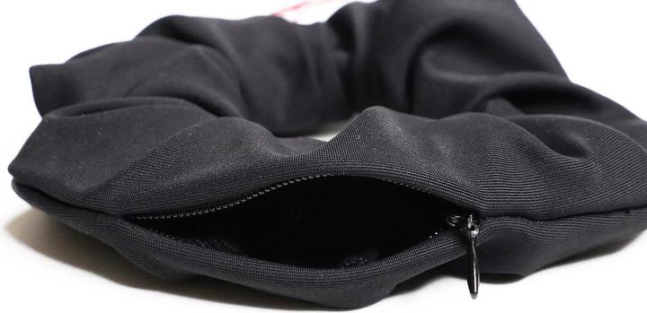 Produktbild Ozo Secret Stash Scrunchy Black