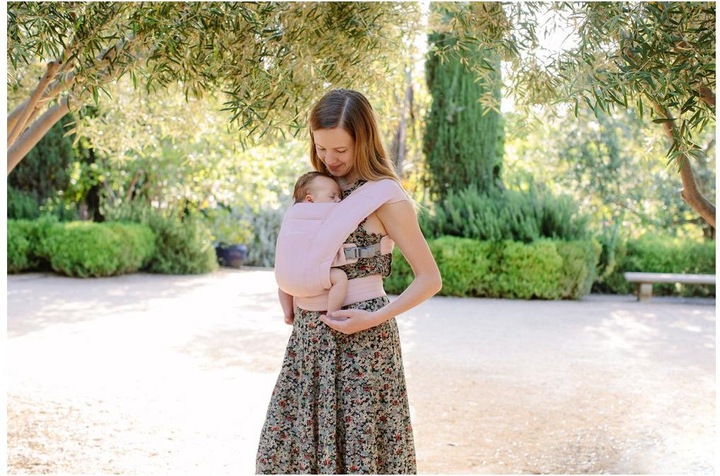 Actual product image Ergobaby Embrace