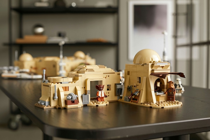 Actual product image LEGO Mos Eisley Cantina (75290, LEGO Star Wars, LEGO Rare Sets)