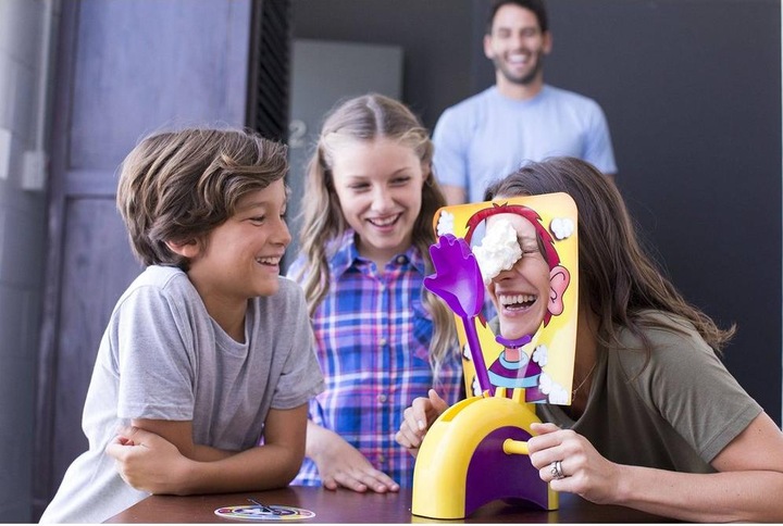 Produktbild Hasbro Pie Face (Deutsch)