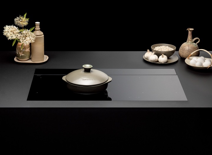 Actual product image Falmec Induction hob 90 with extractor fan BRERA 90 N Black