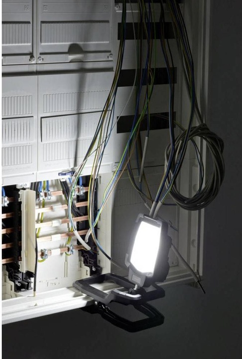Actual product image Brennenstuhl LED floodlight - with rechargeable Li-Ion battery (3800 lm)
