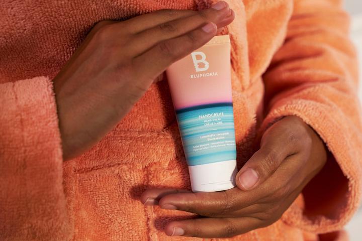 Actual product image Bluphoria Hand cream