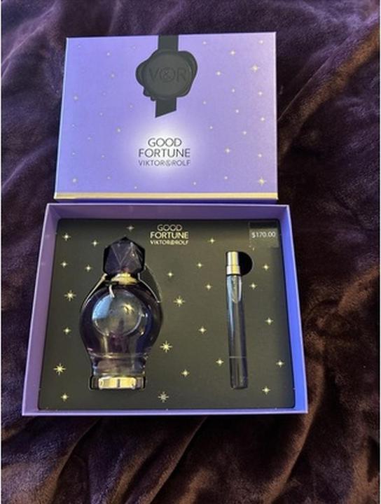 Actual product image Viktor & Rolf Good Fortune Gift Set 100 ml (Perfume set)