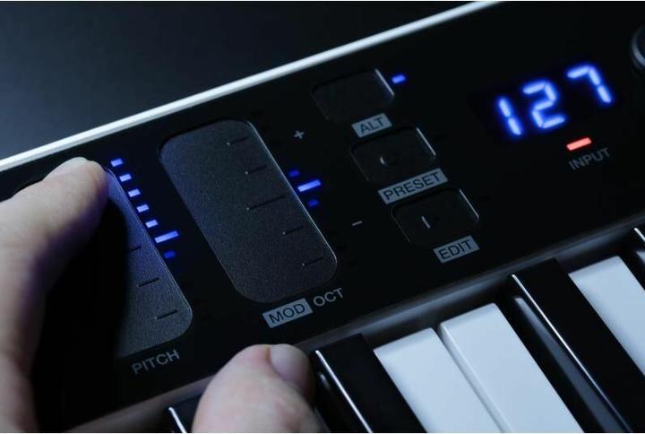 Produktbild IK Multimedia MIDI-Controller iRig Keys I/O (Keyboard)
