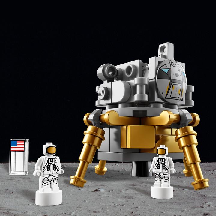 Produktbild LEGO NASA Apollo Saturn V (92176, LEGO Ideas, LEGO Seltene Sets)