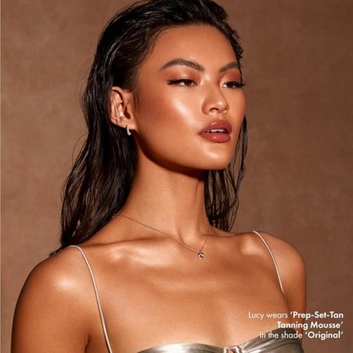 Immagine prodotto Iconic London Mousse abbronzante Prep Set per una pelle baciata dal sole e un colorito bronzeo a lunga durata (Schiuma autoabbronzante)
