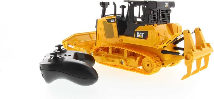 Actual product image Diecast Masters RC Function Model R/C Cat D7E Dozer 1:24