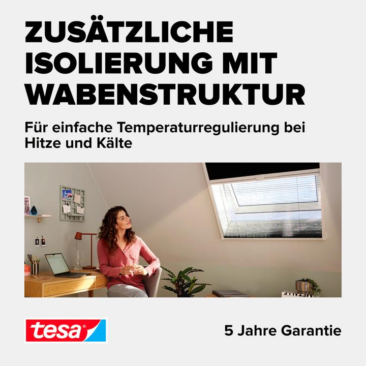 Produktbild tesa Insektenschutz 2-in-1-Plissee - Rollo und Fliegengitter für Dachfenster ohne Bohren (116 x 164 cm)