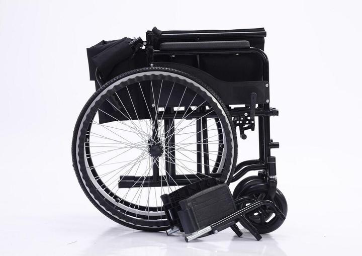 Produktbild Rollstuhl AT52322