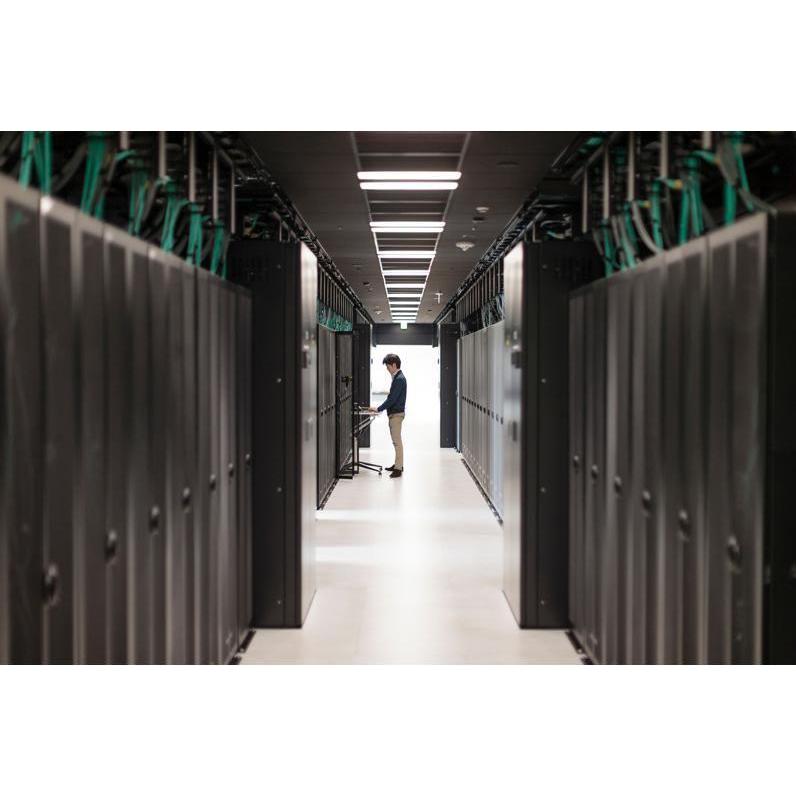 HPE E Aruba 6200F, 12-port, Cable Guard, Prozessor