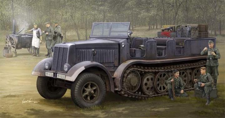 Produktbild Trumpeter Sd.Kfz.8(DB9)Half-Track Artillery Tractor