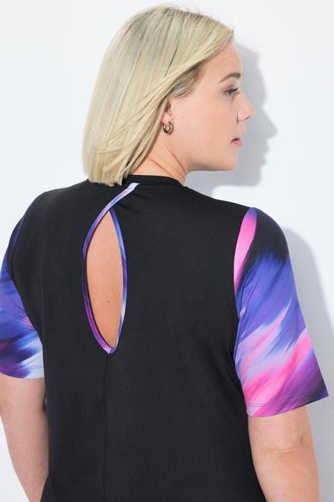 Actual product image Ulla Popken Cutout Abstract Print Short Sleeve Tee (56)