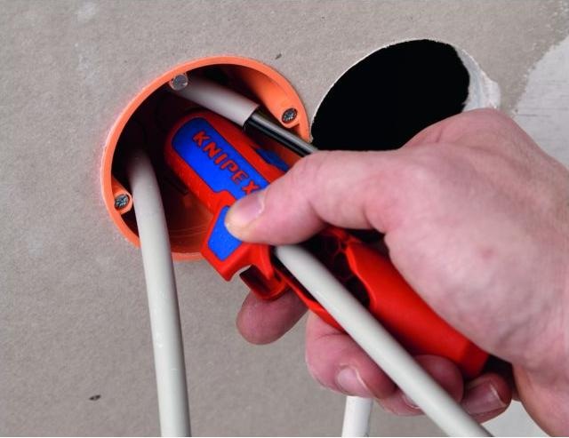 Produktbild Knipex ErgoStrip (135 mm)