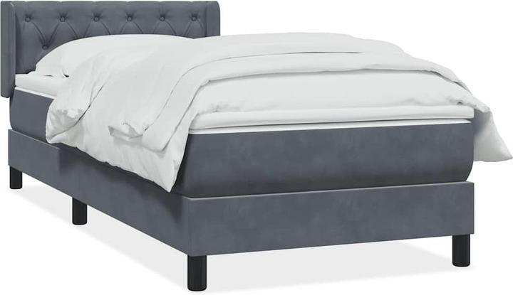 Gris foncé