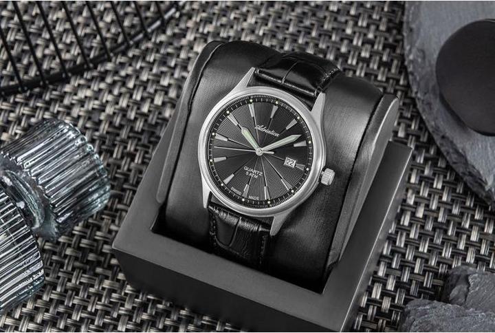 Produktbild Adriatica A1171.4214Q (Swiss Made, 42 mm)