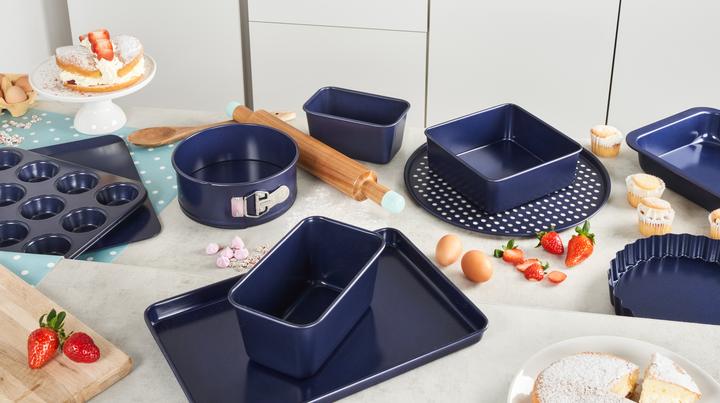 Actual product image Zyliss Casserole dish square, dark blue