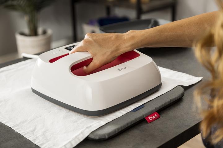 Actual product image Cricut Mat for press or iron