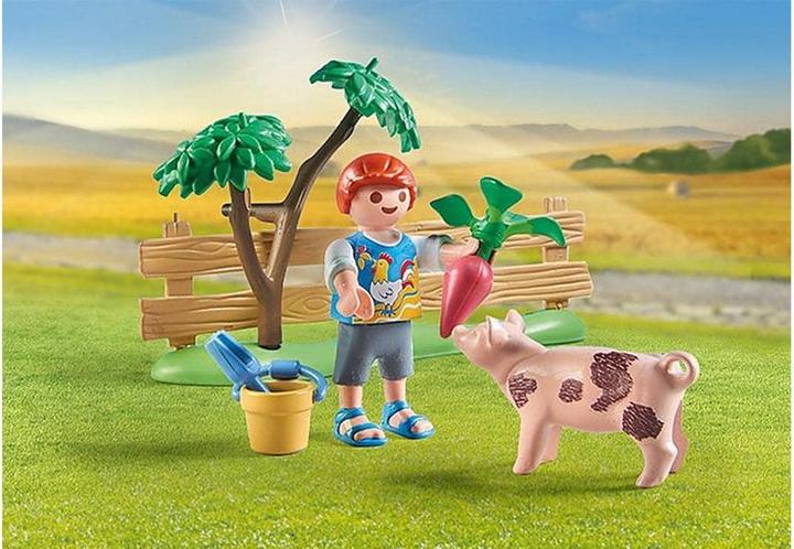 Actual product image Playmobil 71443 Idyllic vegetable garden with the grandparents (71443, Playmobil Country)