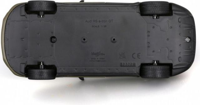 Actual product image Maisto Audi RS e-tron GT 1/24 green