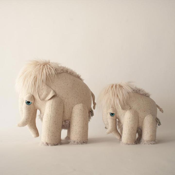 Actual product image BigStuffed Albino Mammoth Large (42 cm)