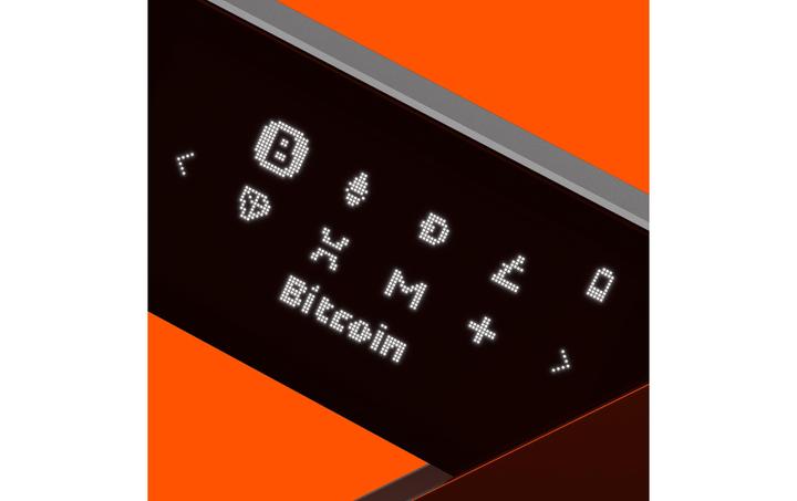 Produktbild Ledger Nano X Onyxschwarz inkl. 30$ Bitcoin-Voucher (Dash, Zcash, Ethereum Classic, Ether, Vertcoin, Stellar, Neo, Bitcoin, Litecoin, Ubiq, Bitcoin Cash, Komodo)