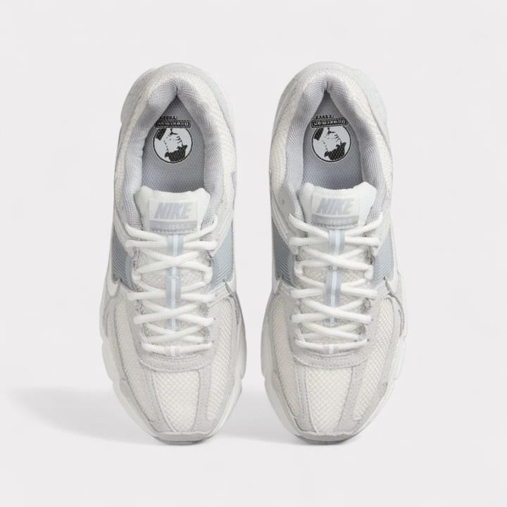 Produktbild Nike Zoom Vomero 5 (40.5)