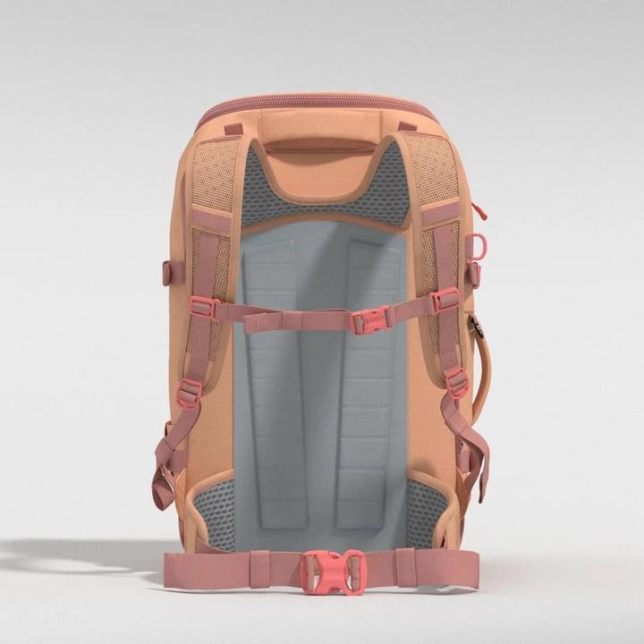 Produktbild Cabin zero Adventure Cabin Bag ADV Pro 42L Rucksack 55 cm Laptopfach (42 l)