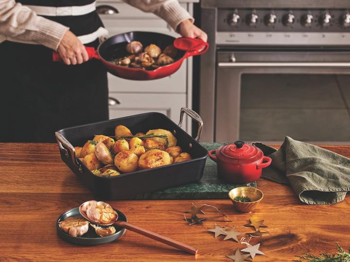 Produktbild Le Creuset Löffelablage Oval Perlgrau