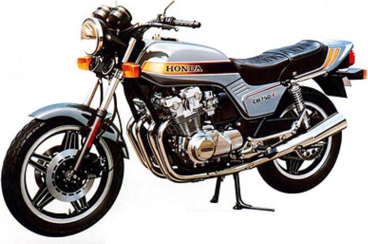 Actual product image Tamiya 1:12 Honda CB 750F
