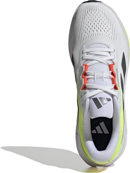 Produktbild Adidas Questar 3 (40)