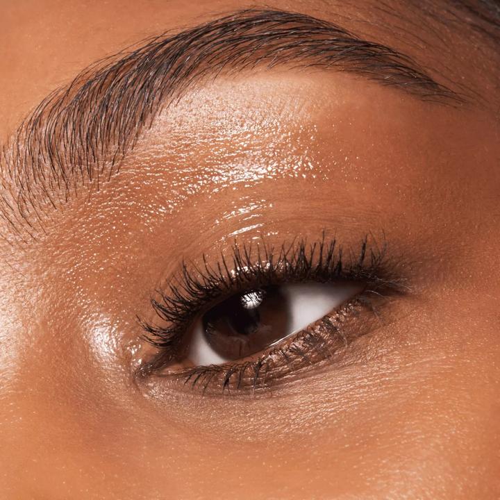 Produktbild essence Lidschatten Dewy Eye Gloss Liquid Shadow 01 Crystal Clear (01 Crystal Clear)