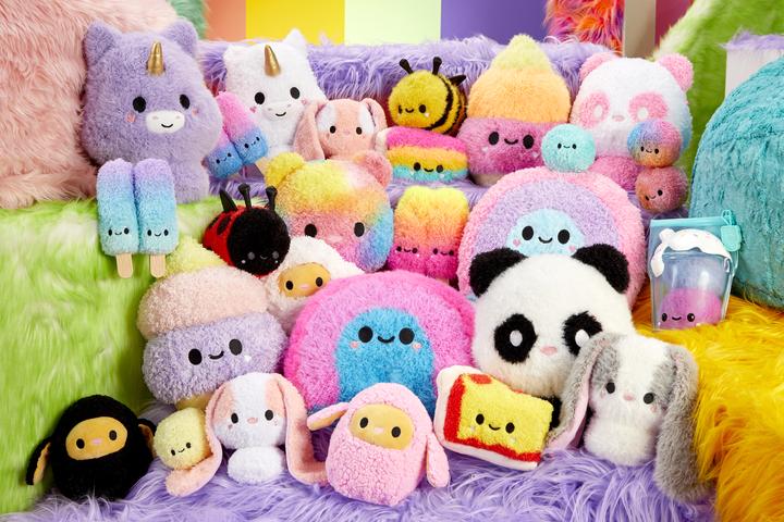 Actual product image MGA Fluffie Stuffiez Small Plush Popsicle