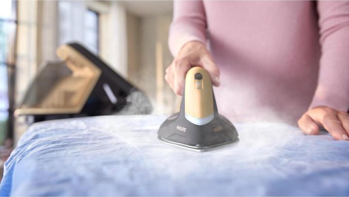 Actual product image Philips PSG8140/80 (2700 W, 700 g/min)