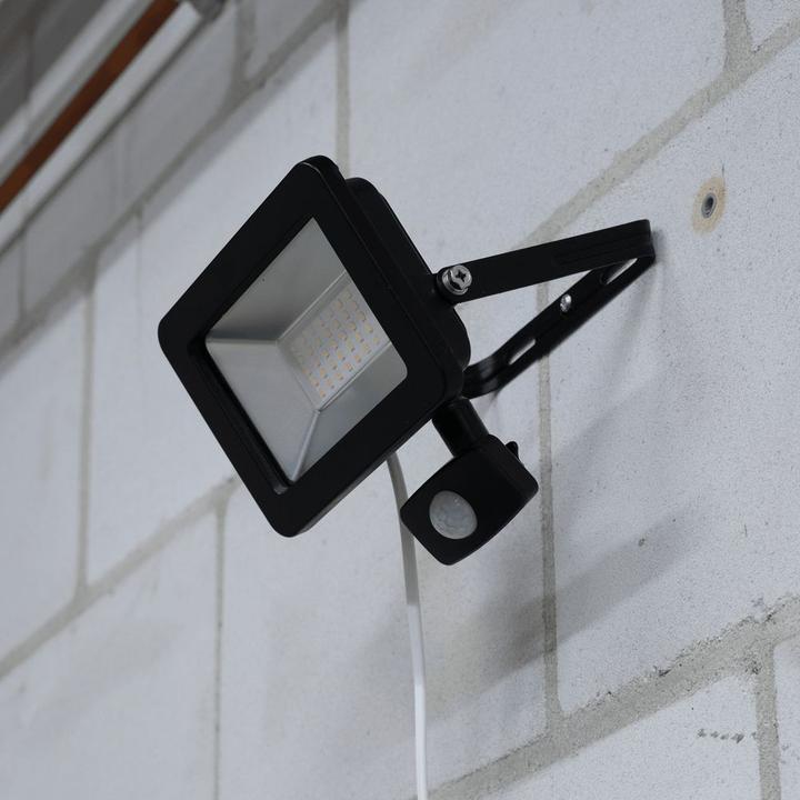 Actual product image Shada LED Floodlight 30W Se
