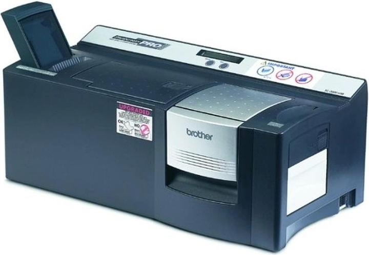 Produktbild Brother SC-2000USB - Professionelle Stempelerstellung in 600 dpi und vier Farben