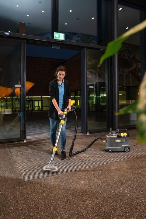 Produktbild Kärcher Professional Puzzi 8/1 ADV (Nass-Trockensauger)