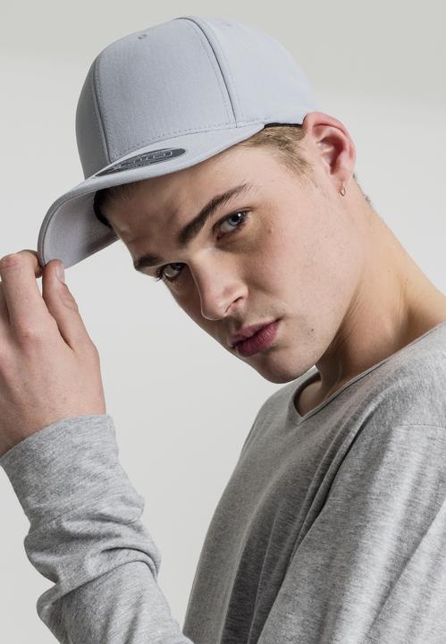 Actual product image Flexfit 110 Cool & Dry Mini Pique (One size)