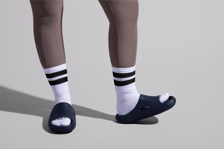 Produktbild Crocs Mellow Recovery Slide (39)