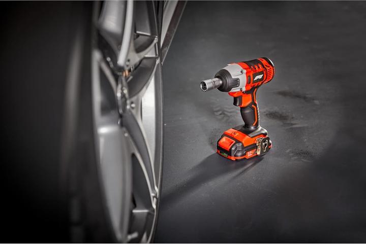 Actual product image Formula 1 Impact wrench 10996 20 V 220 nm 2600 - 3300 rpm 2 Ah