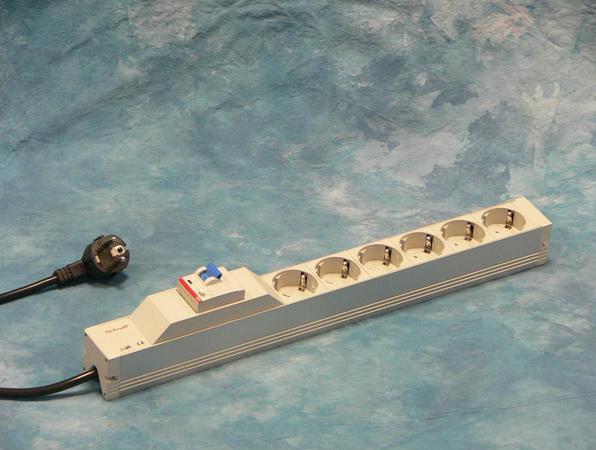 Produktbild Schroff Steckdosenleiste