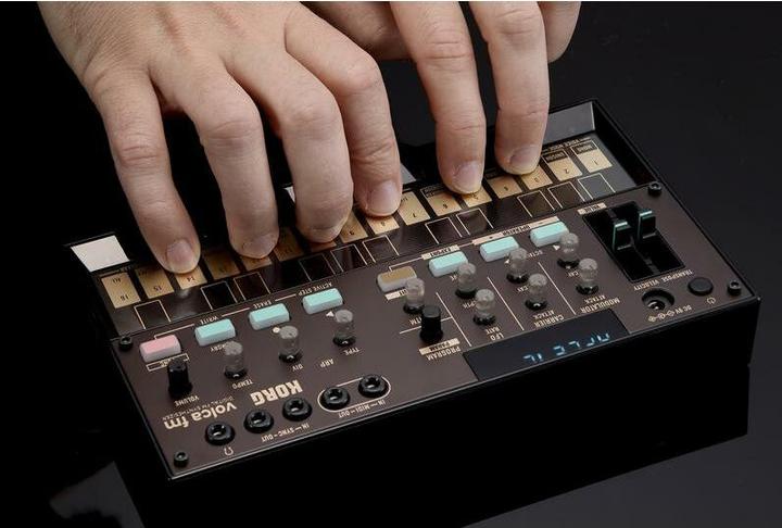 Actual product image Korg Volca FM2