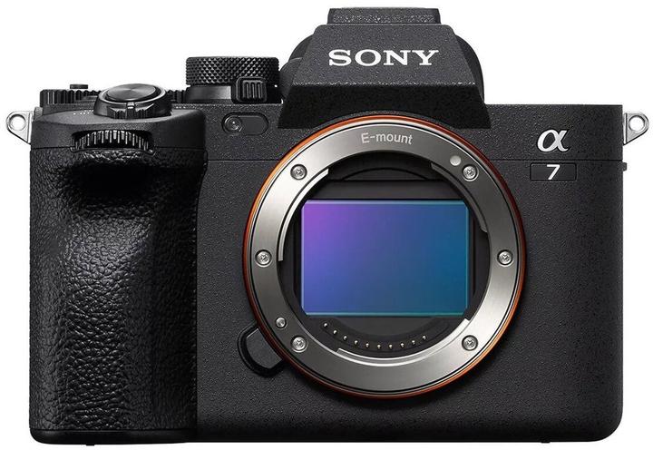 Image du produit Sony Alpha 7 IV (24 - 105 mm, 33 Mpx, Plein format)