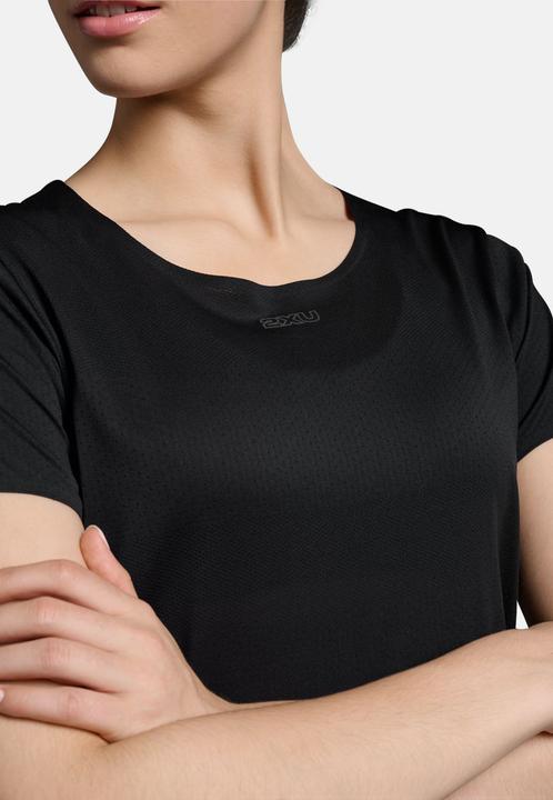 Produktbild 2XU Light Speed Tech Tee (M)