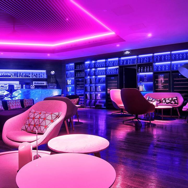 Immagine prodotto Lumina Swiss Ambiente (RGB, 3000 cm, Interno)