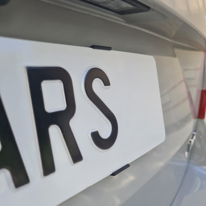 Actual product image 21cars Click licence plate holder long format (Front, Long format)