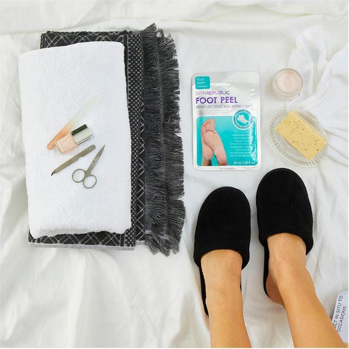Image du produit Skin Republic Foot Peel (Crème et gel pour les pieds, 40 ml)