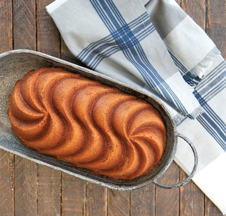 Produktbild Nordic Ware Heritage Loaf Pan