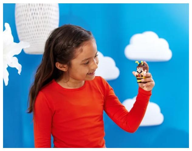 Actual product image LEGO Super Mario 71392 Power Up Pack: Frog Mario (71392, LEGO Super Mario)