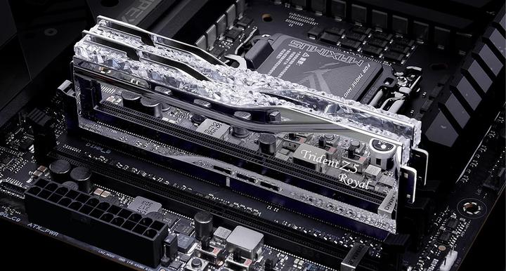 Immagine prodotto G.Skill Tridente Z5 Royal (2 x 48GB, 0.01 MHz, RAM DDR5, DIMM)